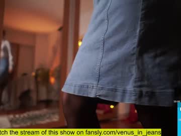 latina cam girl venus_in_jeans image #3897686
