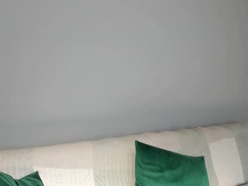 latina cam girl aria_diaz image #2590050