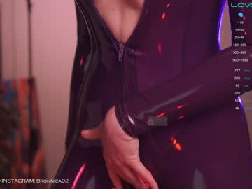 latina cam girl bronnica image #2946614