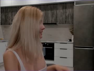 latina cam girl juliaberrin image #1497800