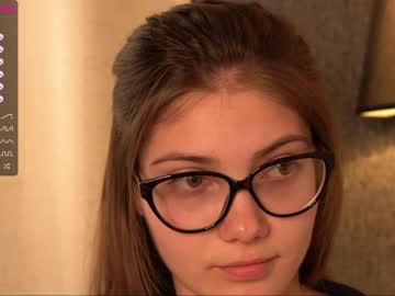 latina cam girl crystalreves image #1185249