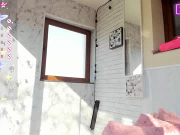 latina cam girl sassyt33n image #4155237