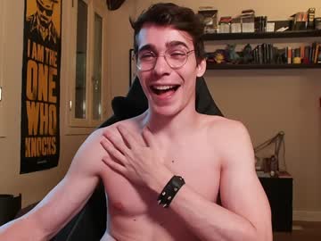 latina cam man dumbnerd3 image #3366222