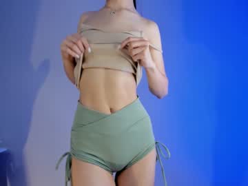 latina cam girl neferpita image #3168308