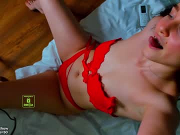 latina cam girl demurelixir image #2424340