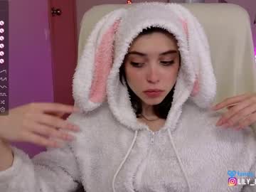 latina cam girl lily_ewing image #3505599