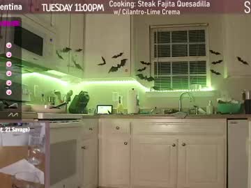 latina cam girl milavalentinax image #1927672